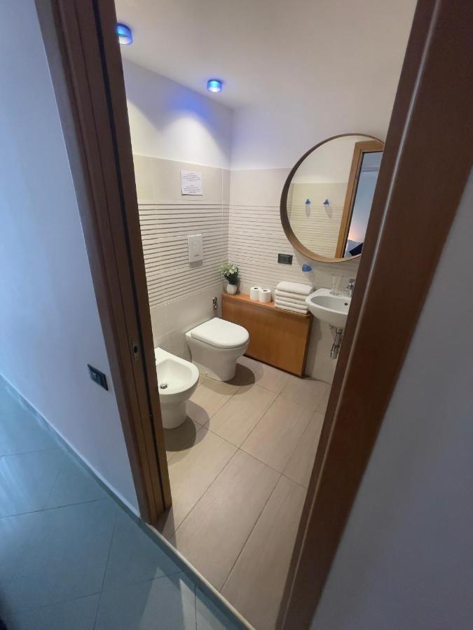 Nova Rooms Неаполь Екстер'єр фото